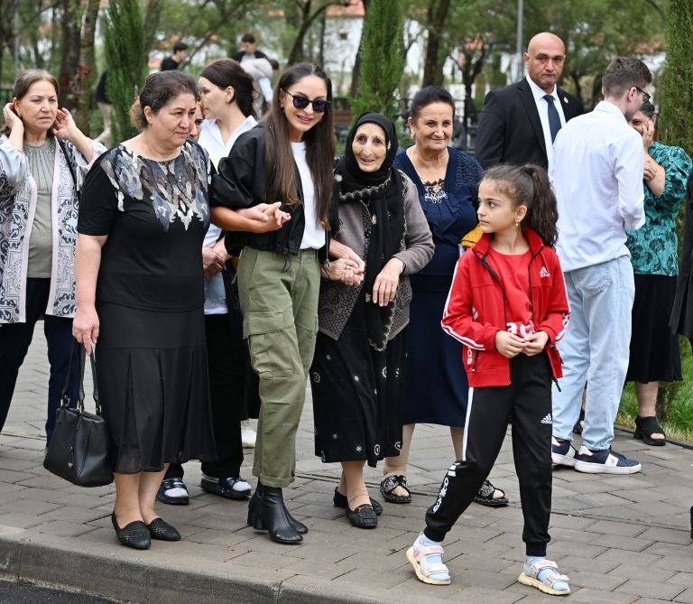 President Ilham Aliyev, First Lady Mehriban Aliyeva get acquainted with work done in Lachin's Zabukh, meet village residents (PHOTO/VIDEO)