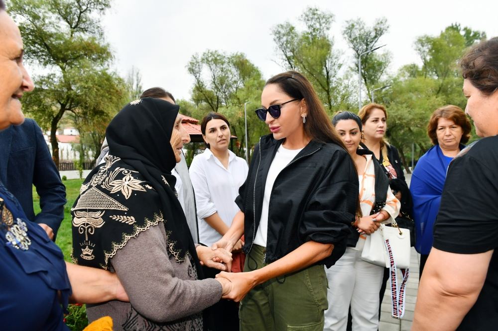 President Ilham Aliyev, First Lady Mehriban Aliyeva get acquainted with work done in Lachin's Zabukh, meet village residents (PHOTO/VIDEO)