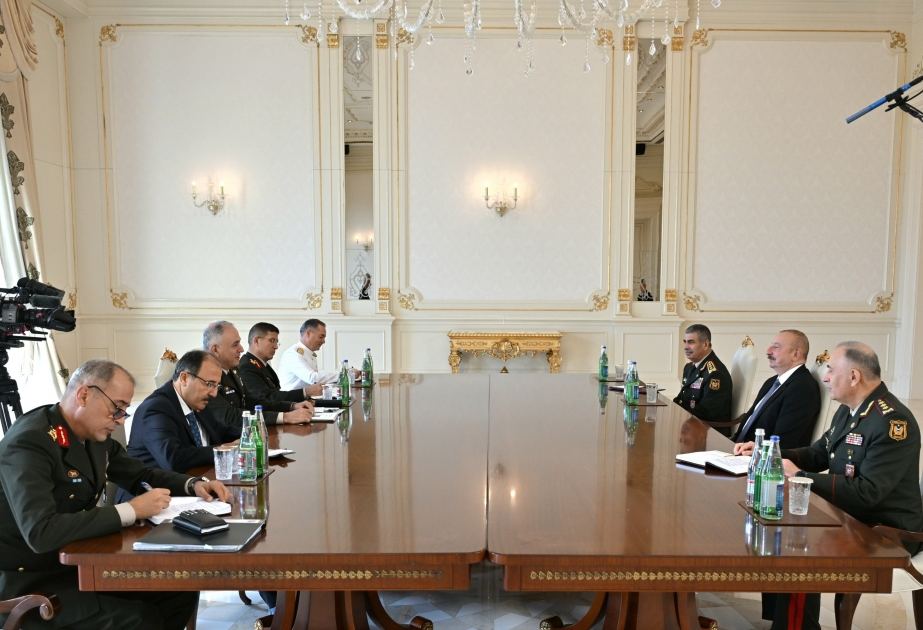 President Ilham Aliyev receives Chief of General Staff of Turkish Armed Forces (VIDEO)