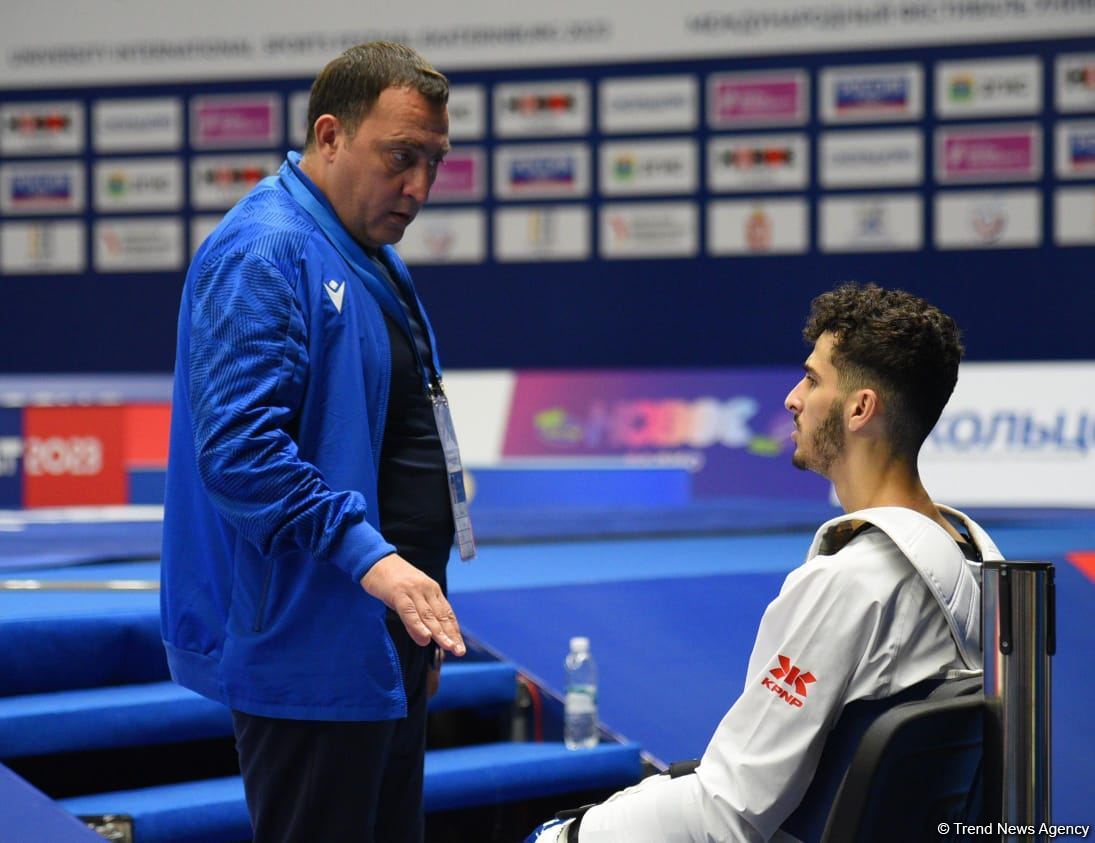 Azerbaijani taekwondo athlete wins silver at competition in Yekaterinburg (PHOTO)