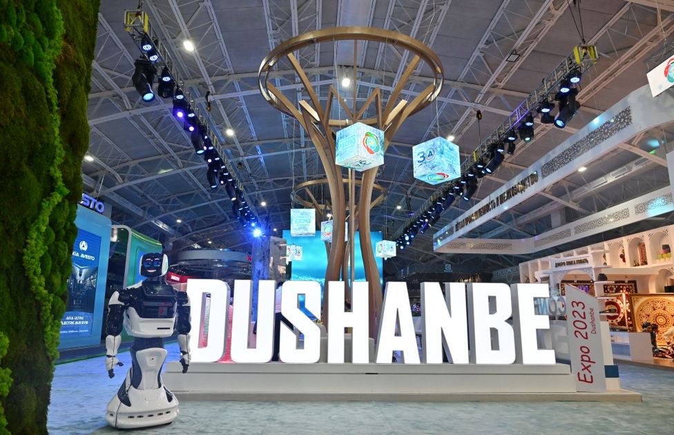 President Ilham Aliyev get acquainted with Central Asia Plast World 2023 in Dushanbe (PHOTO/VIDEO)