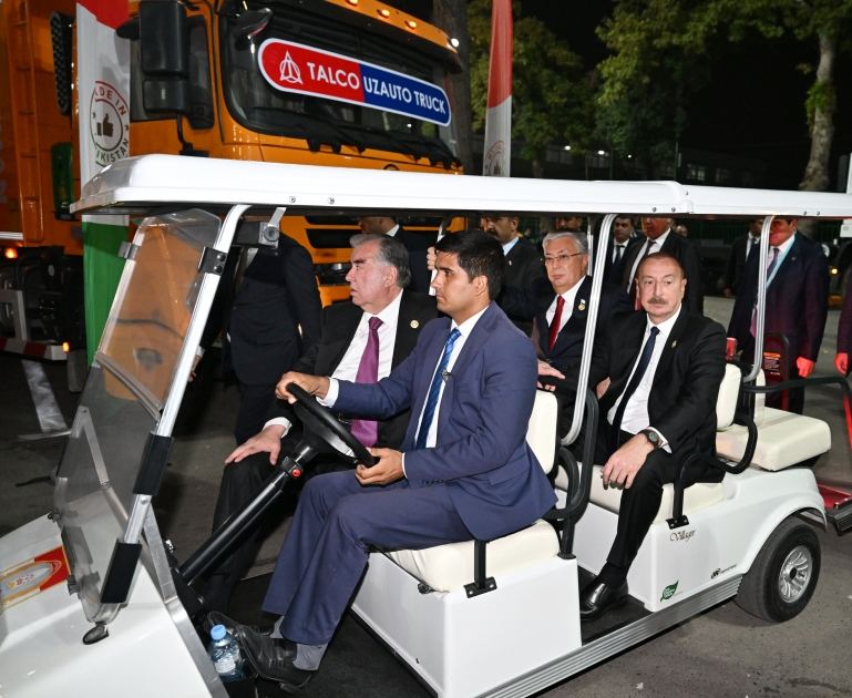 President Ilham Aliyev get acquainted with Central Asia Plast World 2023 in Dushanbe (PHOTO/VIDEO)