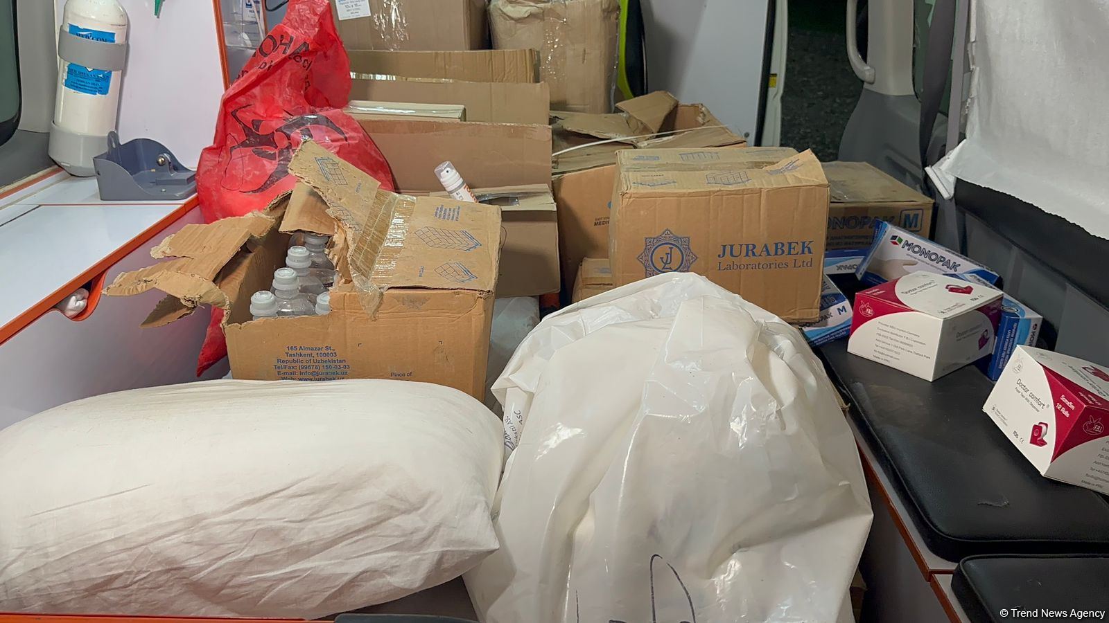 Azerbaijani central authorities send medical supplies to Khankendi, following fuel tank explosion (PHOTO/VIDEO)