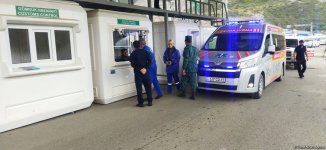 Ambulances accompanied by ICRC pass from Gorus in direction of Azerbaijan's Khankendi (PHOTO)