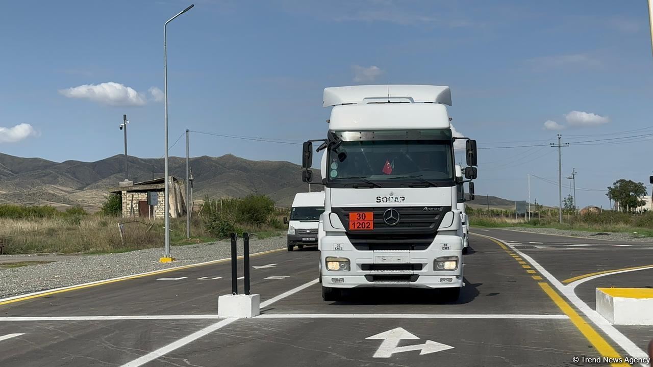 Azerbaijan sends another batch of fuel for Karabakh Armenians (PHOTO/VIDEO)