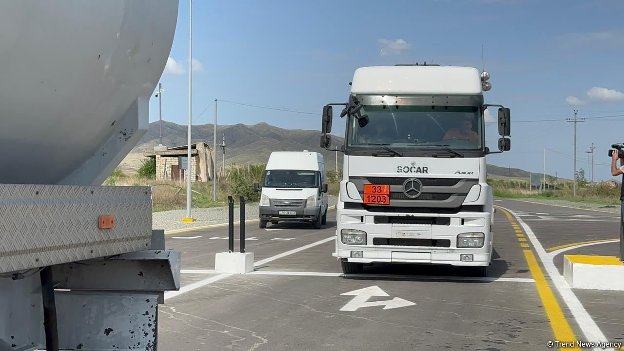 Azerbaijan sends another batch of fuel for Karabakh Armenians (PHOTO/VIDEO)