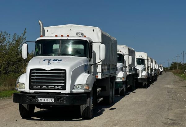 Azerbaijan's Ministry of Emergency Situations sends more vehicles to Khankendi (PHOTO)