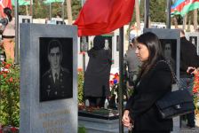 Azerbaijani people honor memory of second Karabakh war Martyrs (PHOTO)