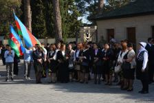 Azerbaijani people honor memory of second Karabakh war Martyrs (PHOTO)