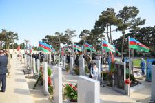 Azerbaijani people honor memory of second Karabakh war Martyrs (PHOTO)