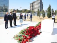 State and public figures of Azerbaijan continue to visit Victory Park (PHOTO)