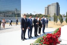 State and public figures of Azerbaijan continue to visit Victory Park (PHOTO)