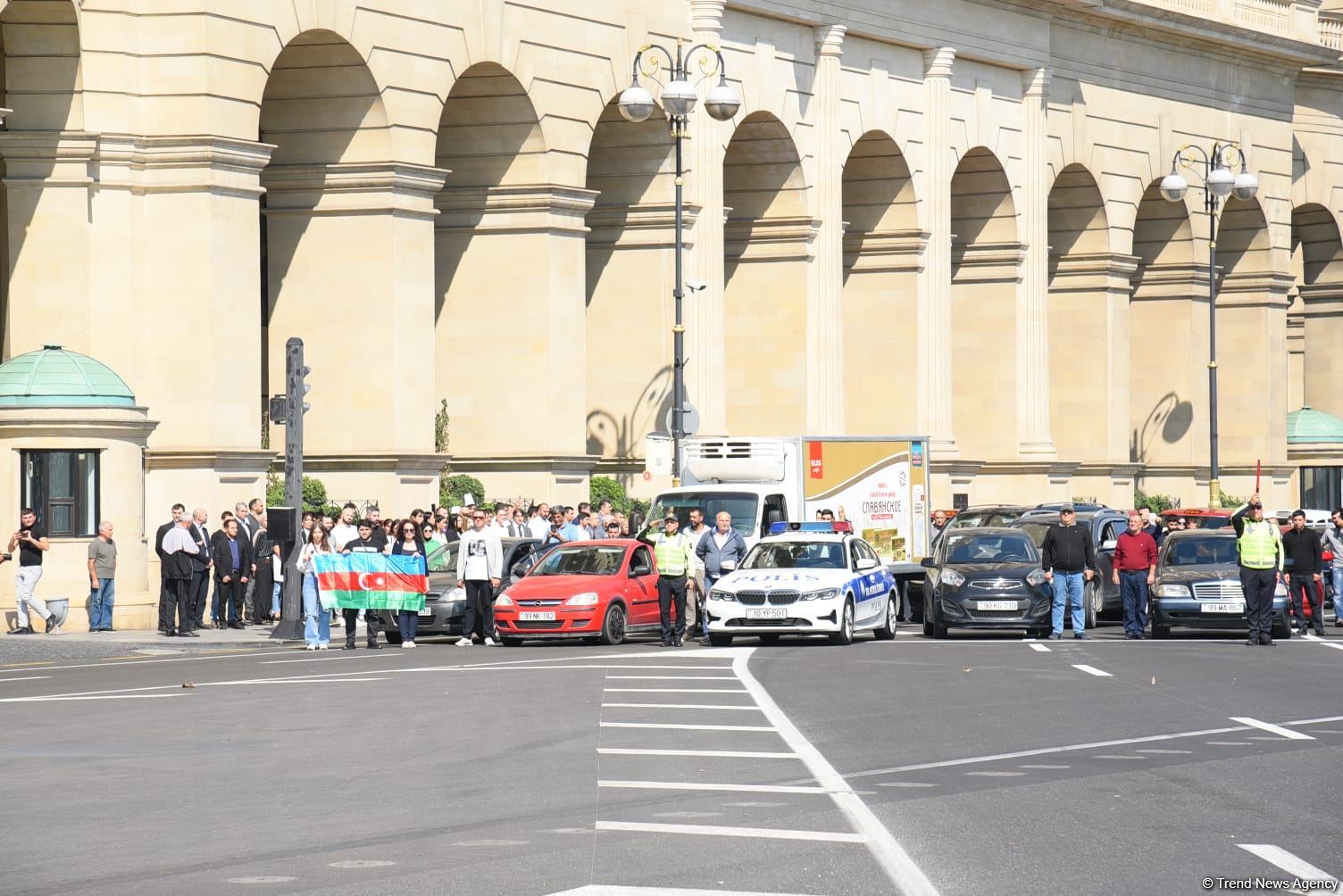 Azerbaijan holds minute of silence on occasion of Remembrance Day (PHOTO/VIDEO)