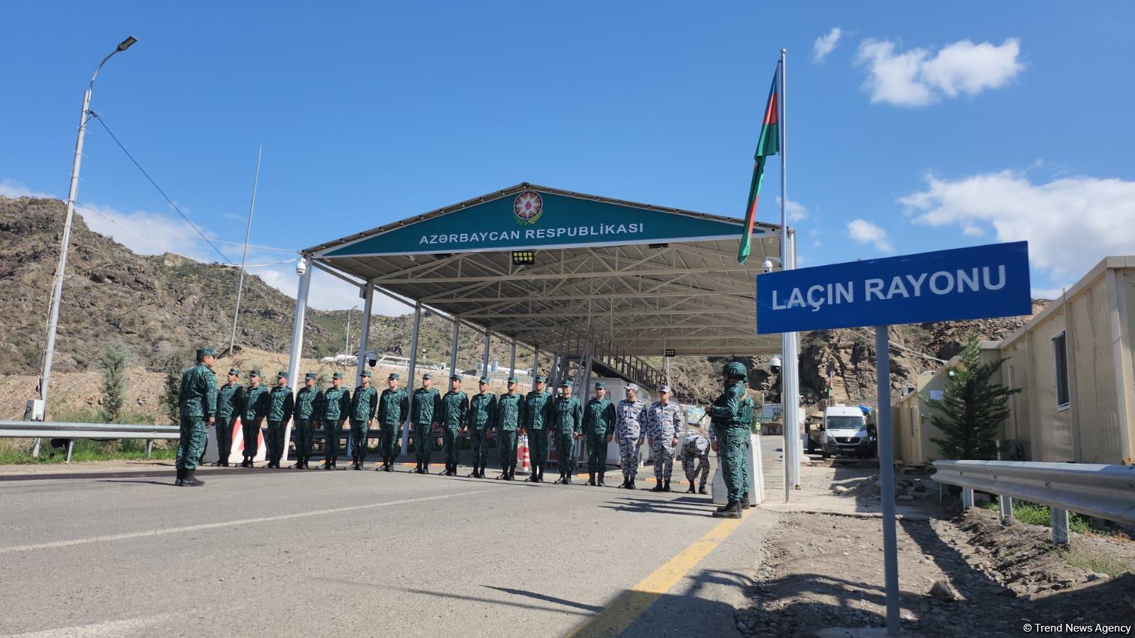 Azerbaijan's Lachin checkpoint holds minute's silence on occasion of Remembrance Day (PHOTO)
