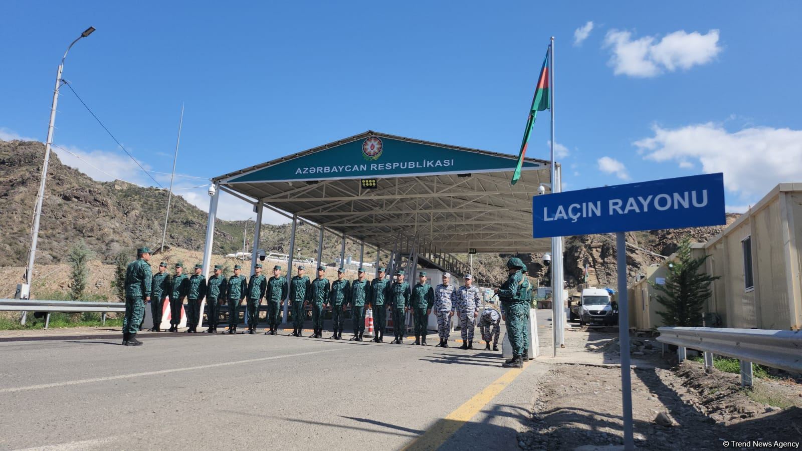 Azerbaijan's Lachin checkpoint holds minute's silence on occasion of Remembrance Day (PHOTO)