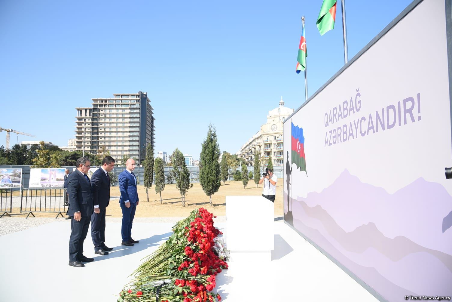 State and public figures of Azerbaijan continue to visit Victory Park (PHOTO)