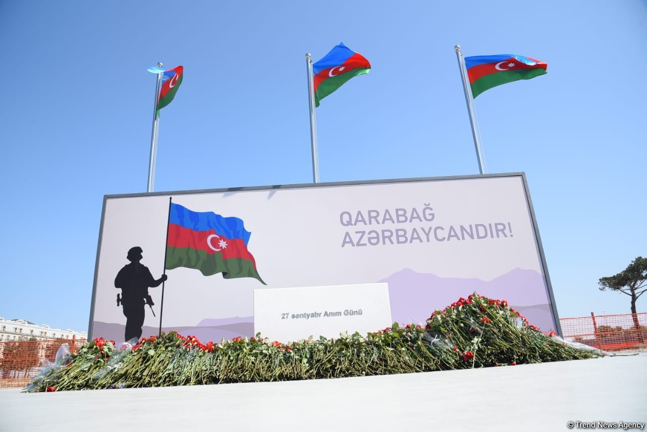 State and public figures of Azerbaijan continue to visit Victory Park (PHOTO)