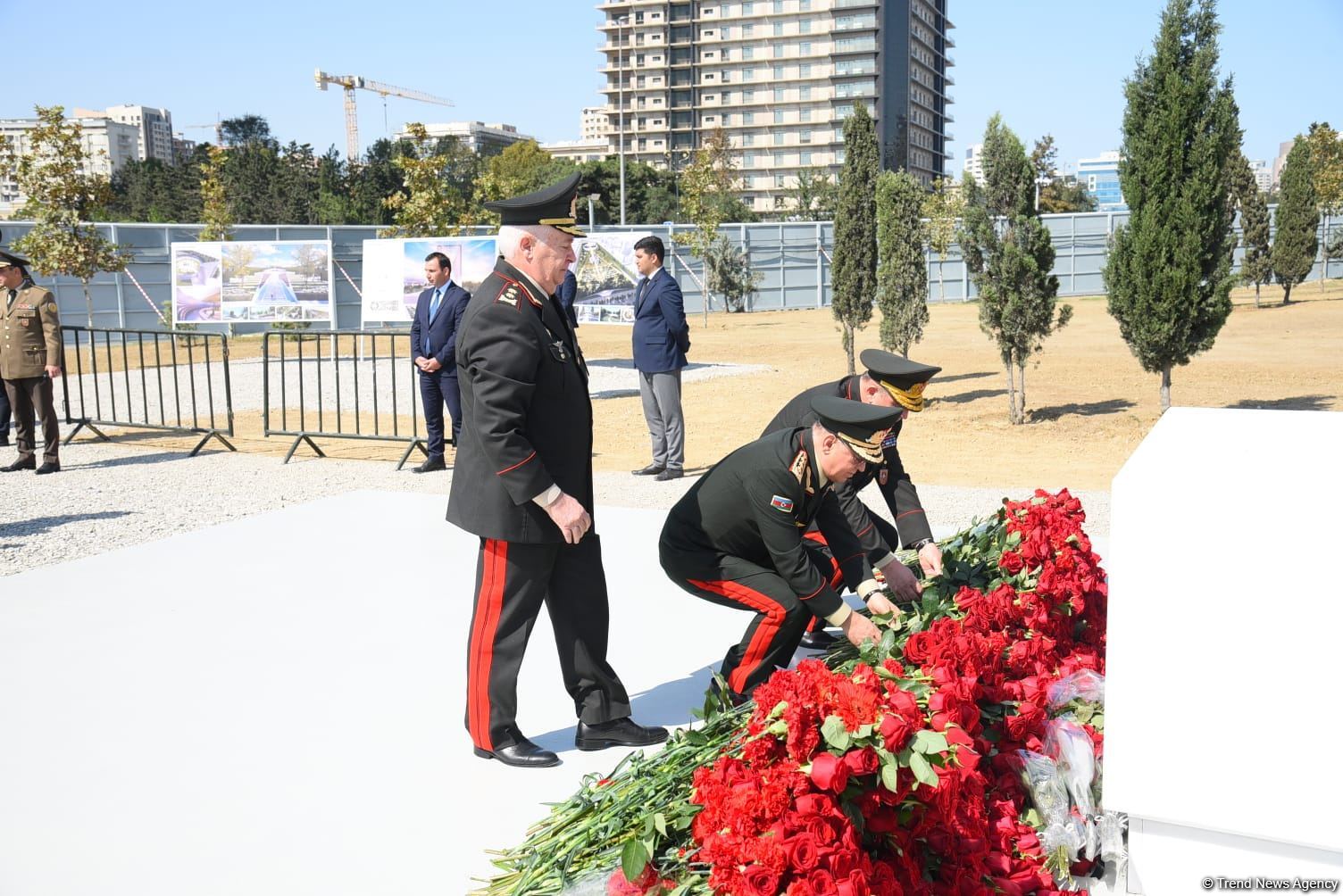 State and public figures of Azerbaijan continue to visit Victory Park (PHOTO)