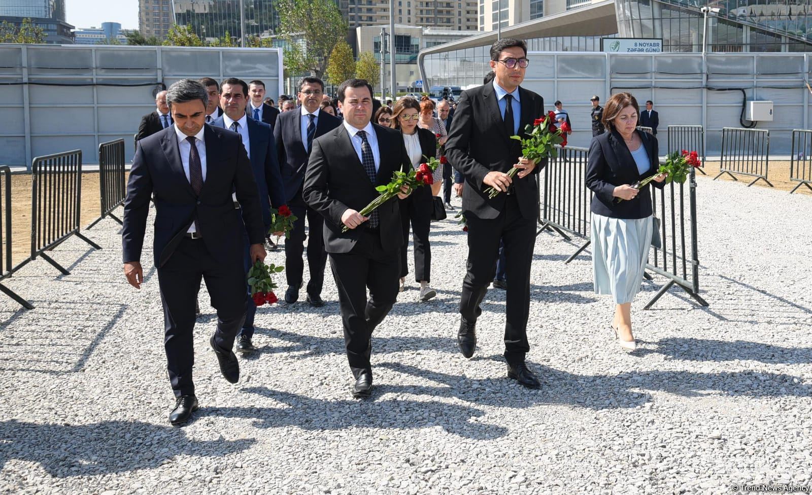 State and public figures of Azerbaijan continue to visit Victory Park (PHOTO)