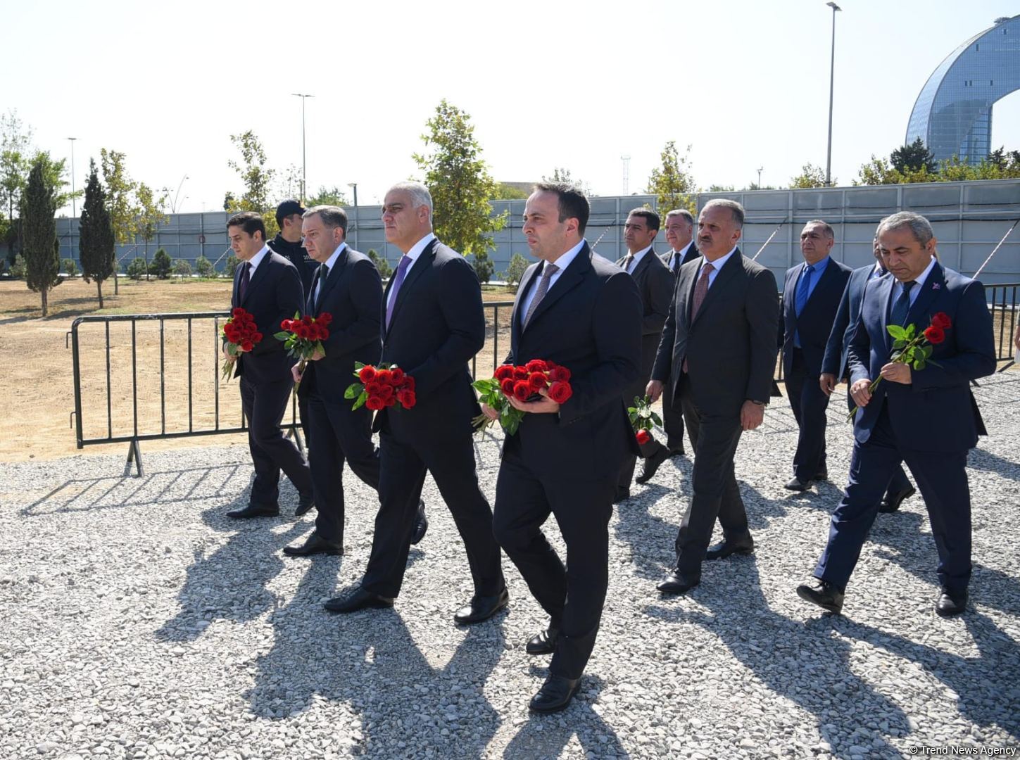 State and public figures of Azerbaijan continue to visit Victory Park (PHOTO)