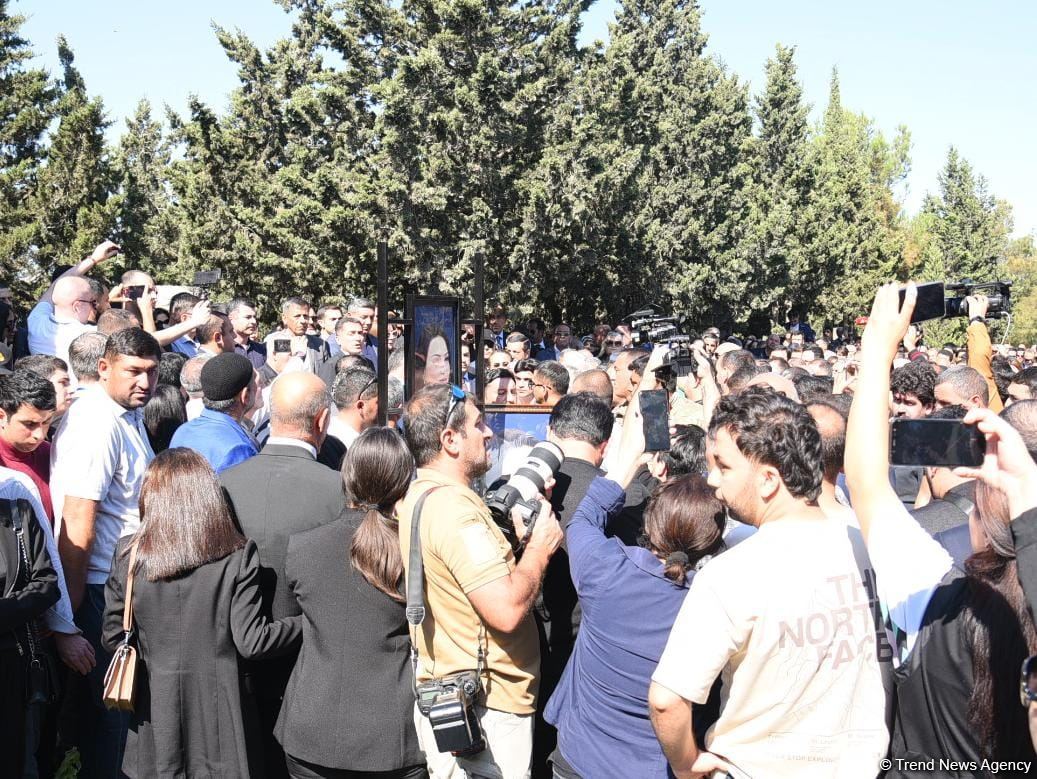 Funeral of Azerbaijani MP ends (PHOTO/VIDEO)