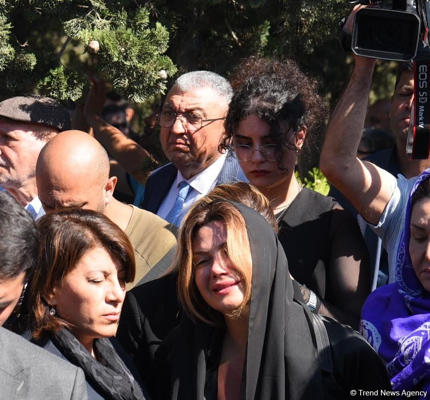Funeral of Azerbaijani MP ends (PHOTO/VIDEO)