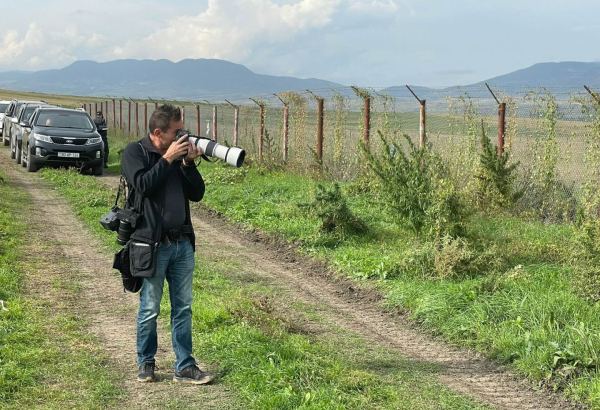 Foreign media reps arrive in drug groves' discovery plots in Azerbaijan's Khojaly (PHOTO)