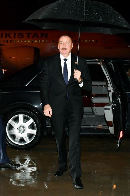 President Ilham Aliyev completes his visit to Kyrgyzstan (PHOTO)
