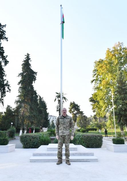 President Ilham Aliyev raises national flag of Azerbaijan in Khojavand town (PHOTO/VIDEO)