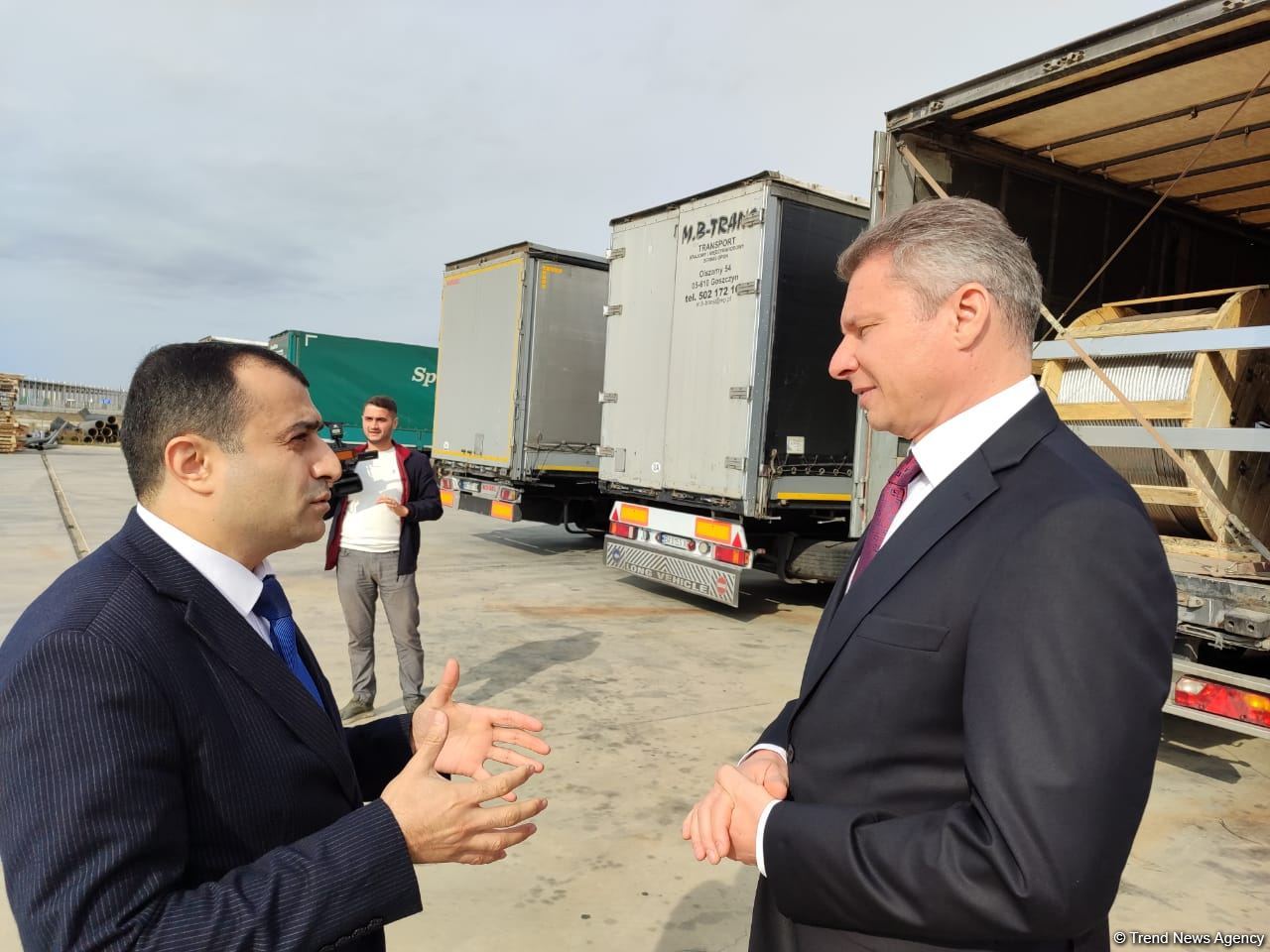 Azerbaijan sending another humanitarian aid to Ukraine (PHOTO/VIDEO)