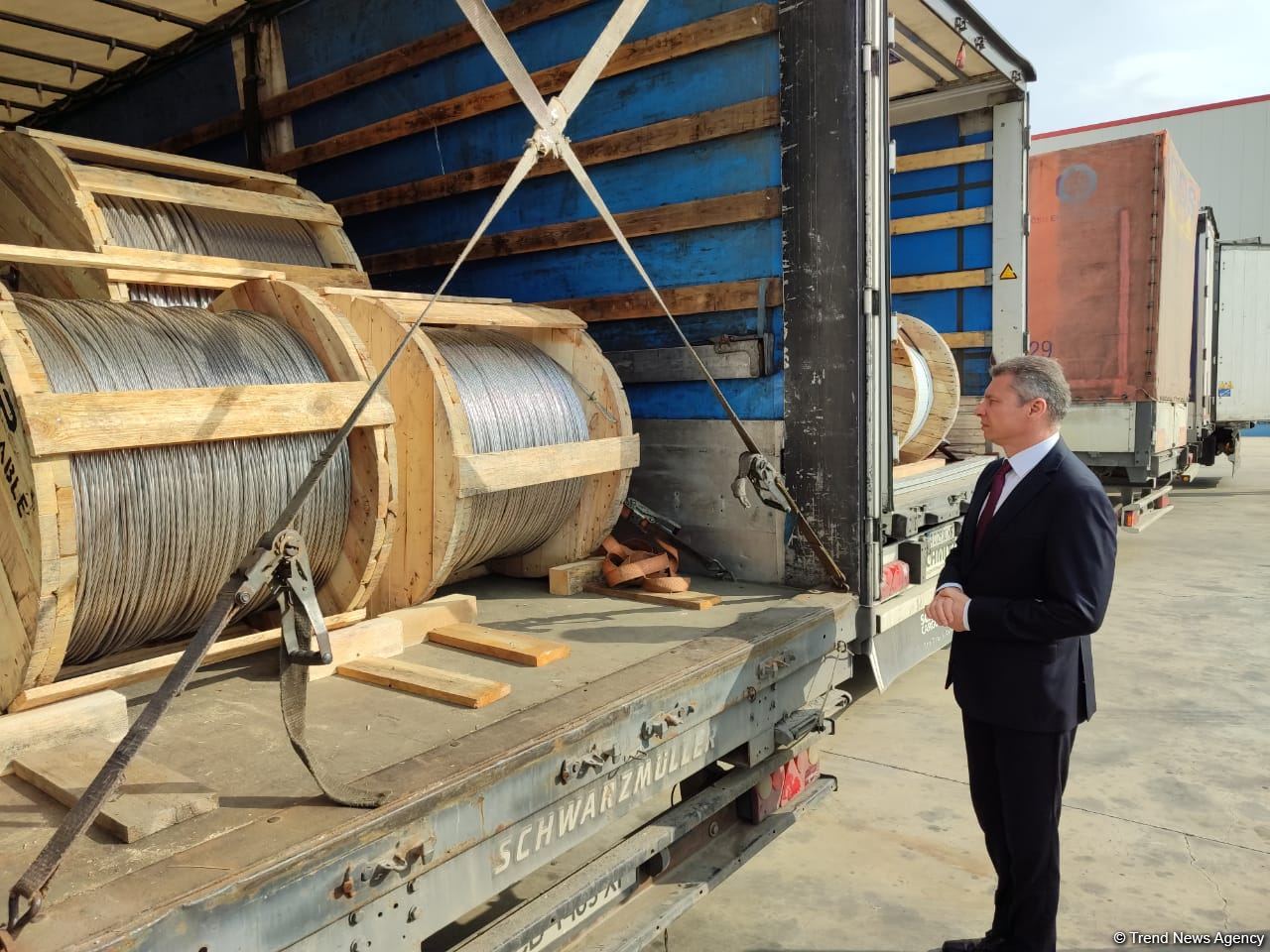 Azerbaijan sending another humanitarian aid to Ukraine (PHOTO/VIDEO)