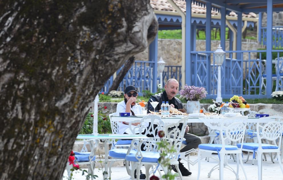 President Ilham Aliyev, First Lady Mehriban Aliyeva attend opening of Yasaman Hotel in Shusha (PHOTO)