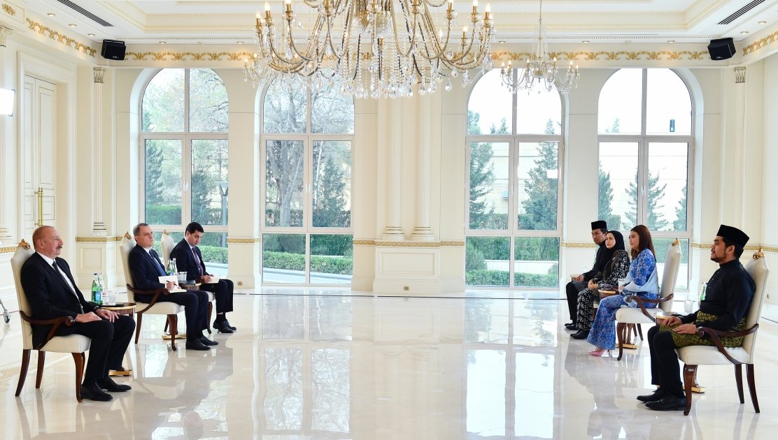 President Ilham Aliyev receives credentials of newly appointed ambassador of Malaysia (PHOTO/VIDEO)