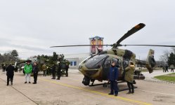 President Ilham Aliyev, President Aleksandar Vučić view military equipment and facilities (PHOTO)