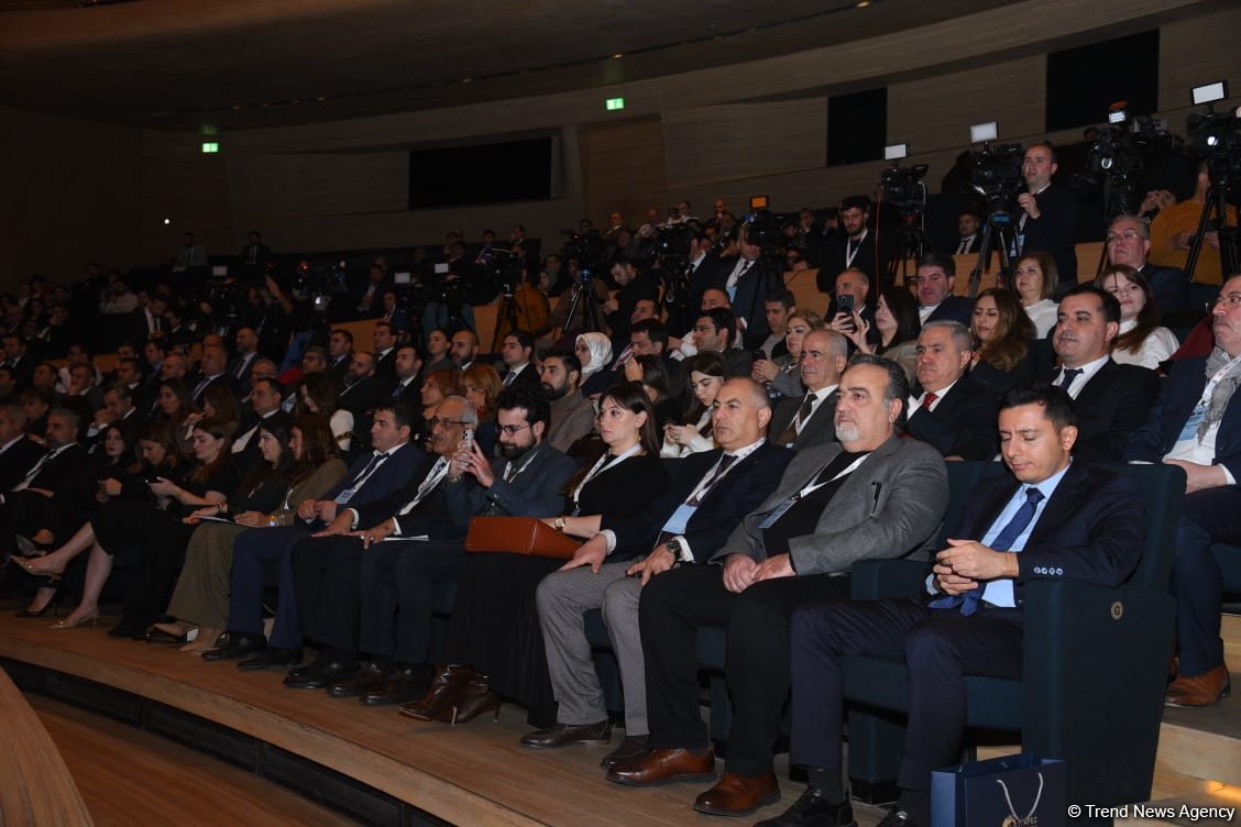 Baku hosts Azerbaijani-Turkish investment forum (PHOTO)