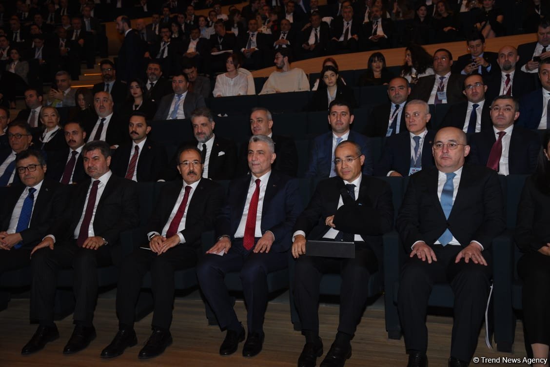 Baku hosts Azerbaijani-Turkish investment forum (PHOTO)