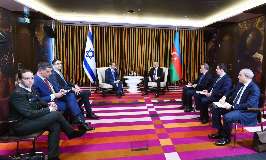 President Ilham Aliyev meets with President of Israel Isaac Herzog in Munich (PHOTO/VIDEO)