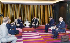 President Ilham Aliyev meets with Senior Managing Director of the World Bank in Munich (PHOTO/VIDEO)