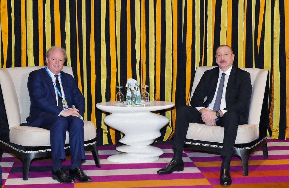 President Ilham Aliyev meets with Senior Managing Director of the World Bank in Munich (PHOTO/VIDEO)