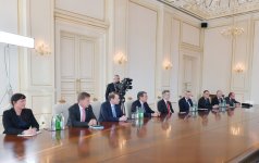 President Ilham Aliyev receives delegation led by Executive Director of German Eastern Business Association (PHOTO/VIDEO)