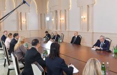 President Ilham Aliyev receives EU Commissioner for Energy (PHOTO/VIDEO)