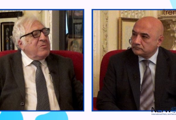 To survive, Armenian power fakes - writer Anar in Dialogue with Tofig Abbasov (PHOTO/VIDEO)