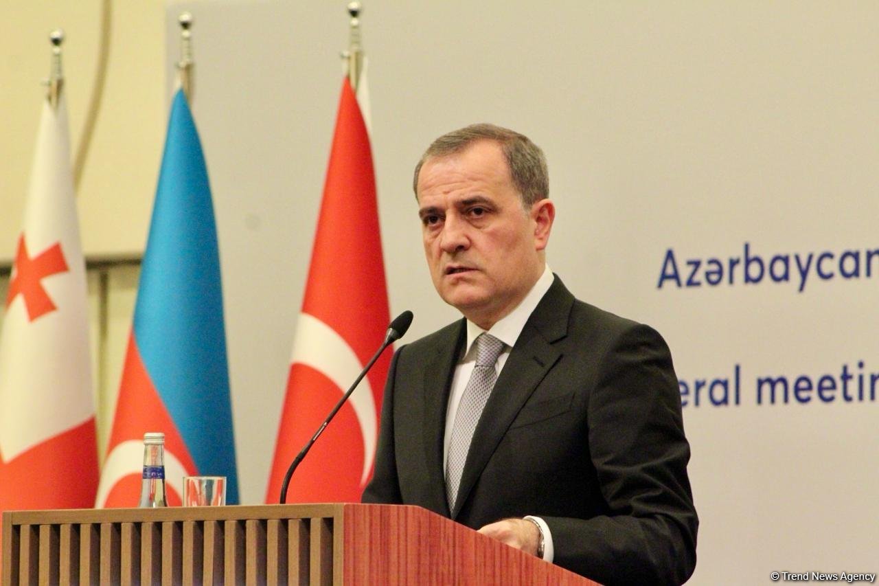 Azerbaijani, Turkish, Georgian FMs hold joint press conference (PHOTO/VIDEO)