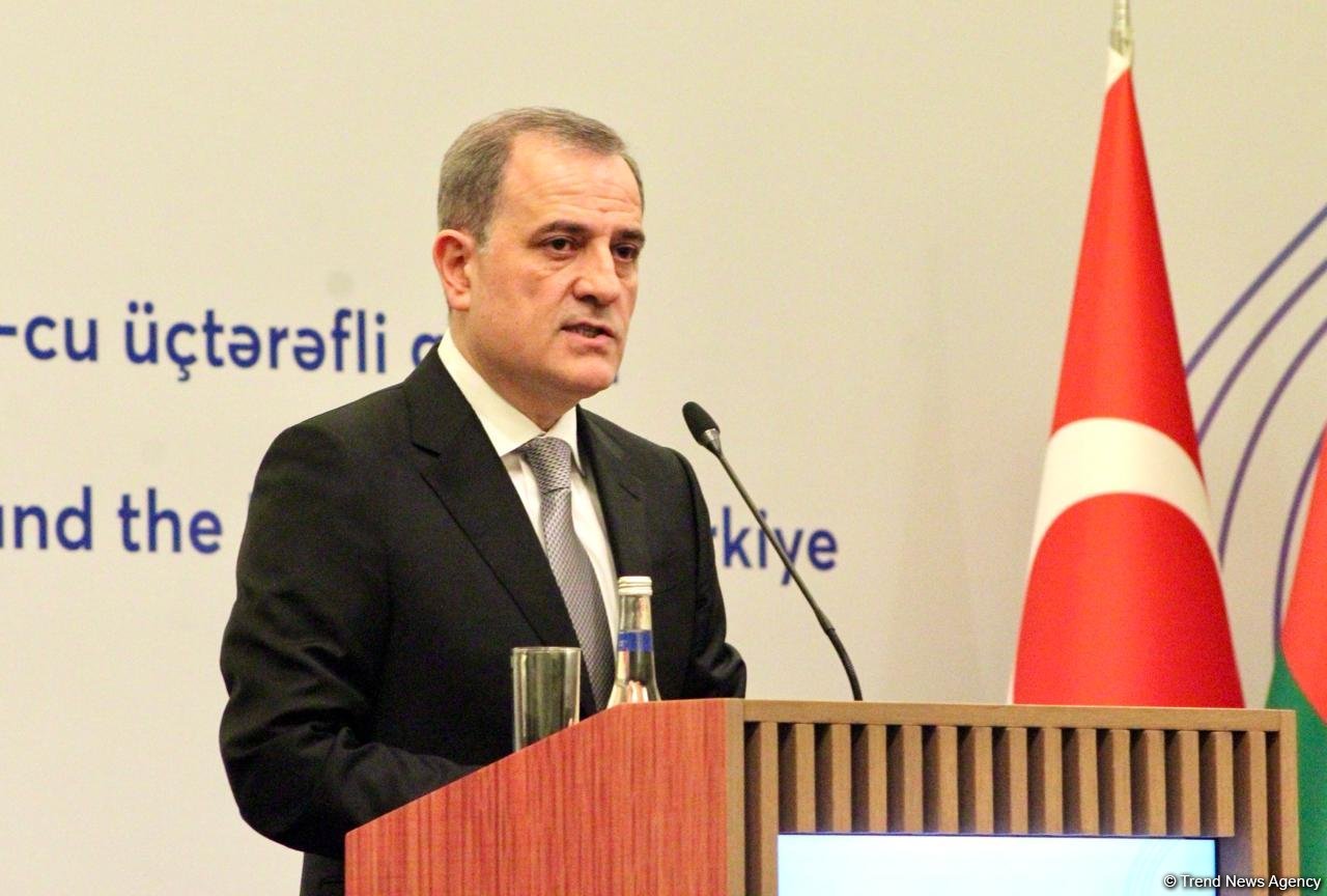 Azerbaijani, Turkish, Georgian FMs hold joint press conference (PHOTO/VIDEO)