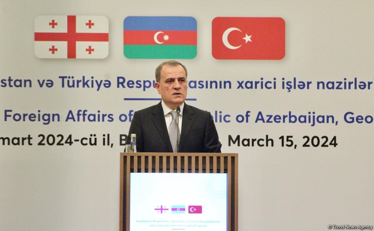 Azerbaijani, Turkish, Georgian FMs hold joint press conference (PHOTO/VIDEO)