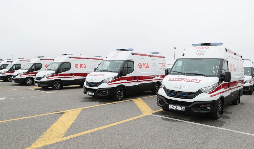 President Ilham Aliyev views newly acquired modern ambulances (VIDEO/PHOTO)