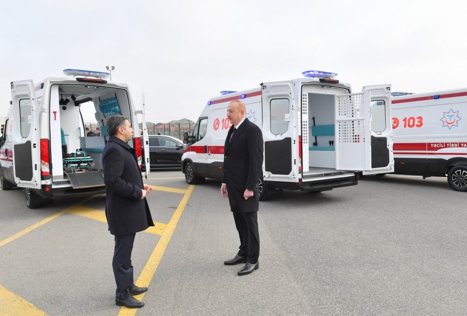 President Ilham Aliyev views newly acquired modern ambulances (VIDEO/PHOTO)