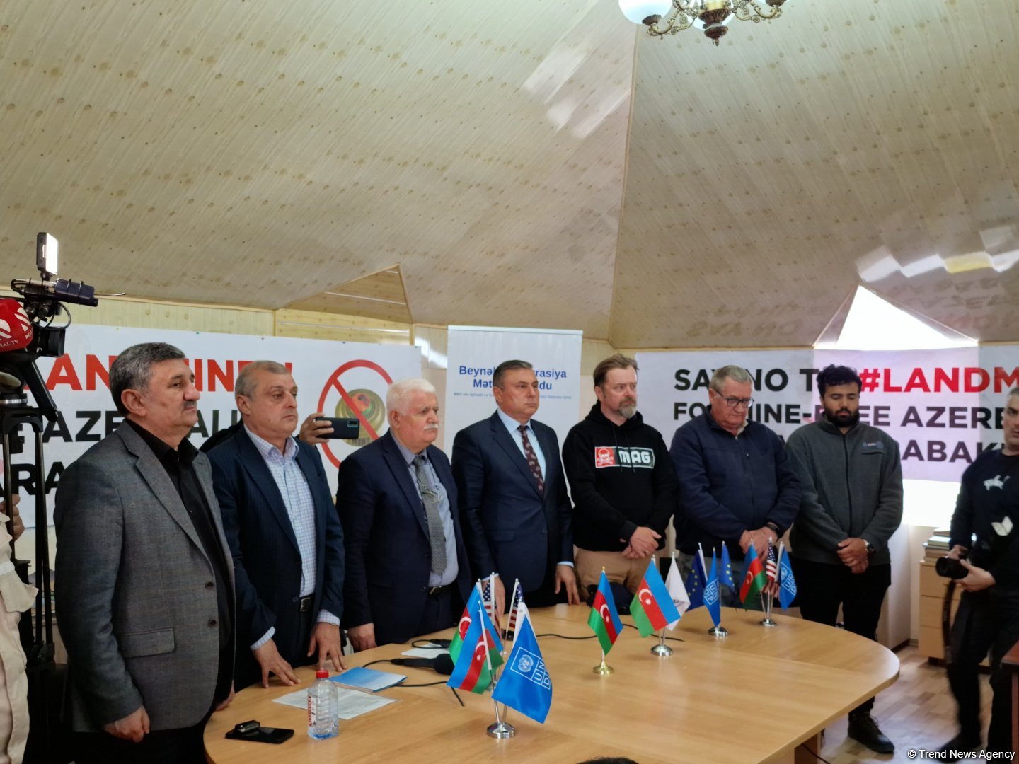Armenian mine terror victims and Azerbaijani NGOs address world community (PHOTO)