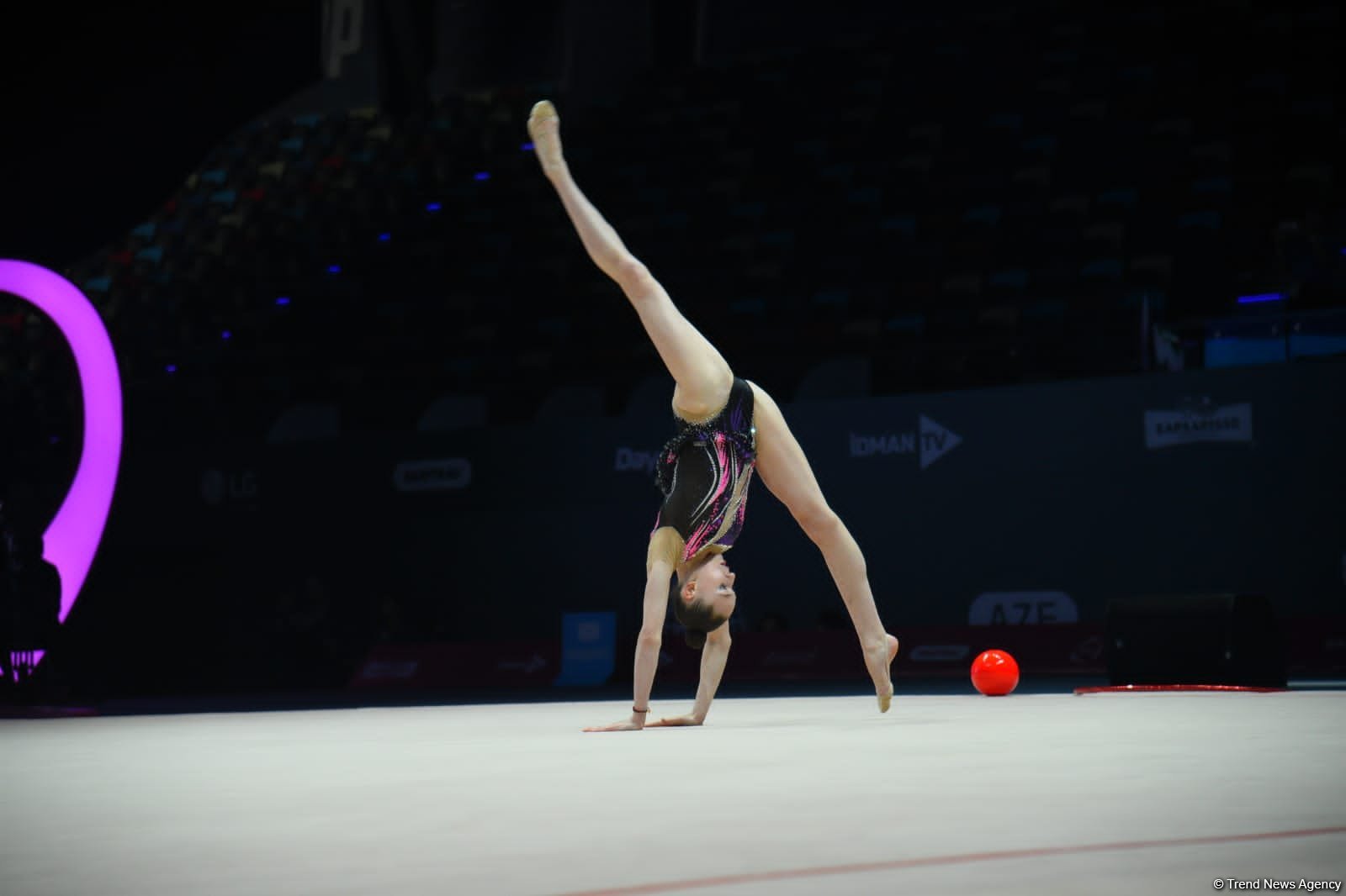 Rhythmic Gymnastics World Cup kicks off in Azerbaijan's Baku  (PHOTO)