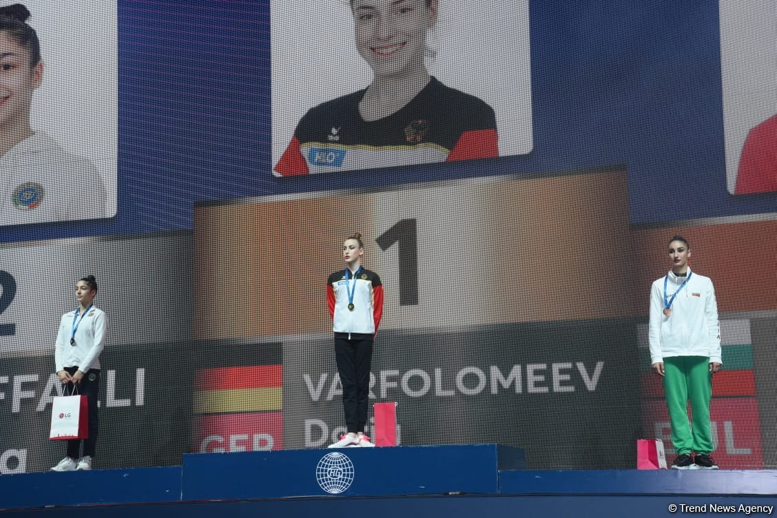 Baku hosts awarding ceremony for Rhythmic Gymnastics World Cup winners (PHOTO)